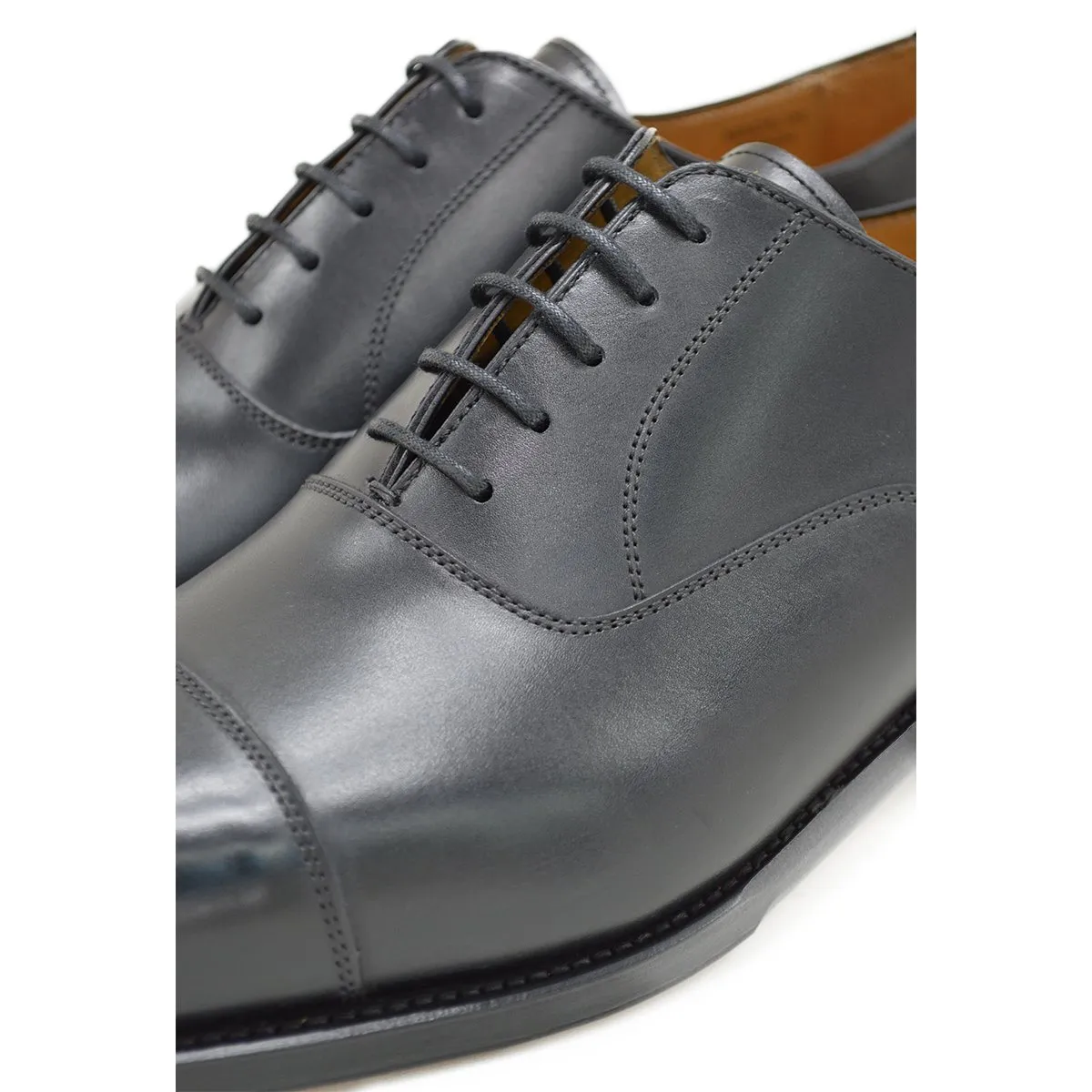 Berwick 1707 Straight Cap Oxford (5217) - Black Boxcalf (Dainite)