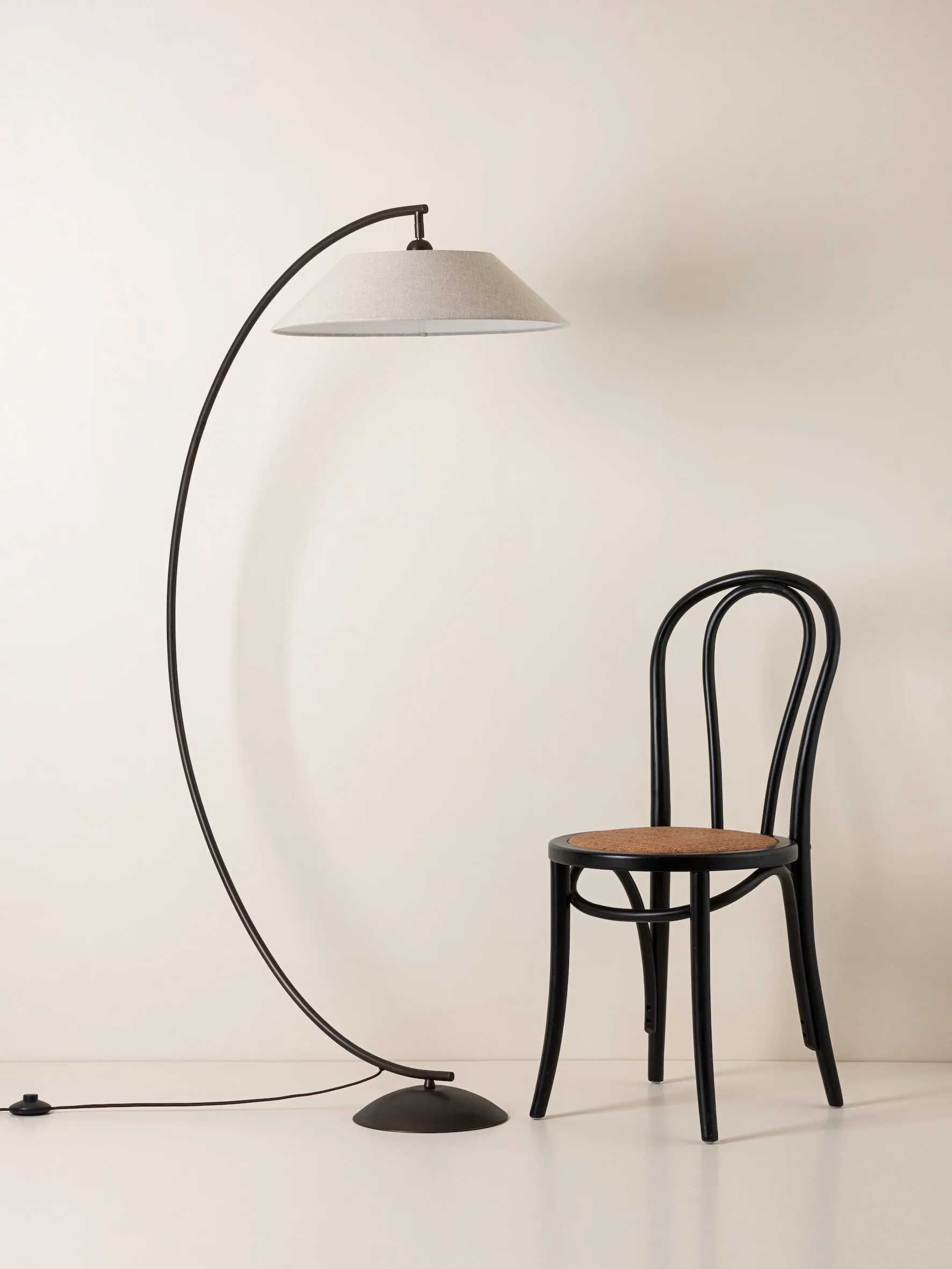 Circo - arc bronze and linen floor lamp