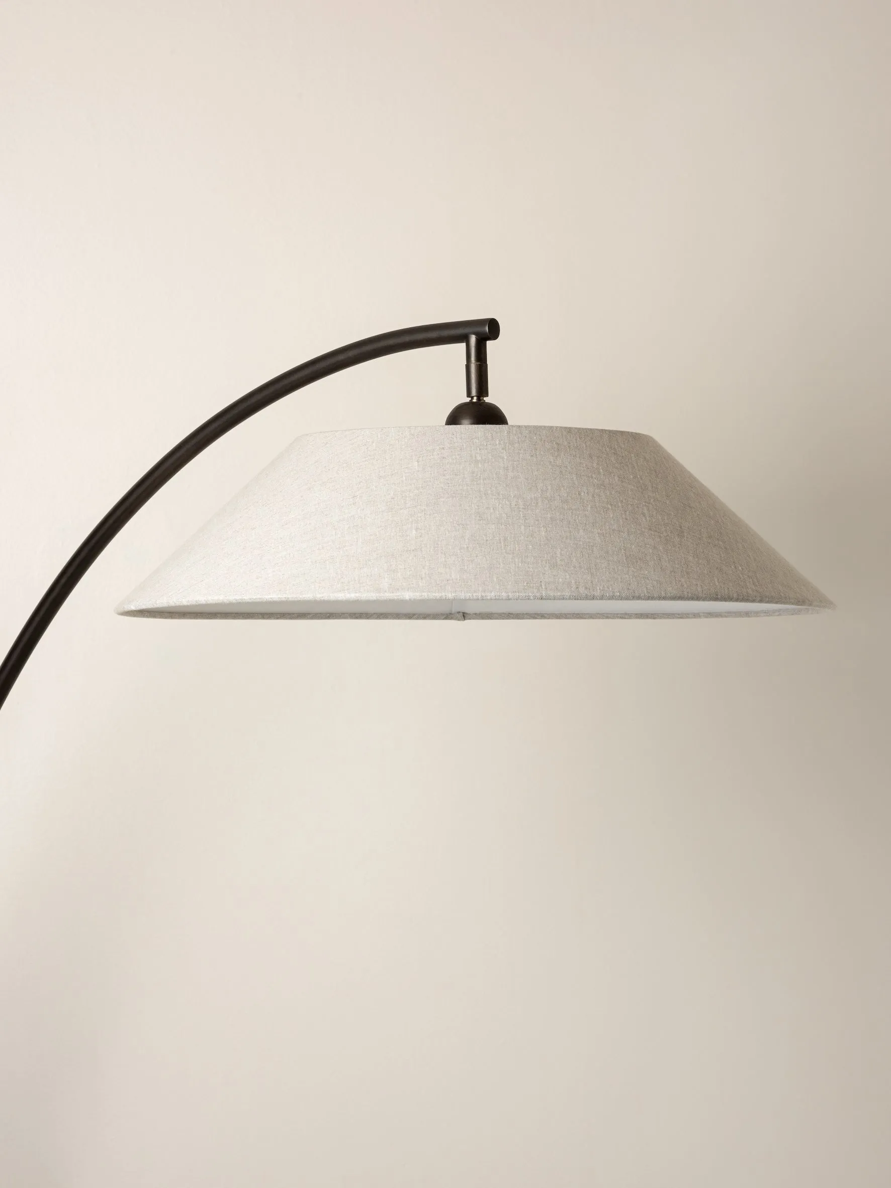 Circo - arc bronze and linen floor lamp