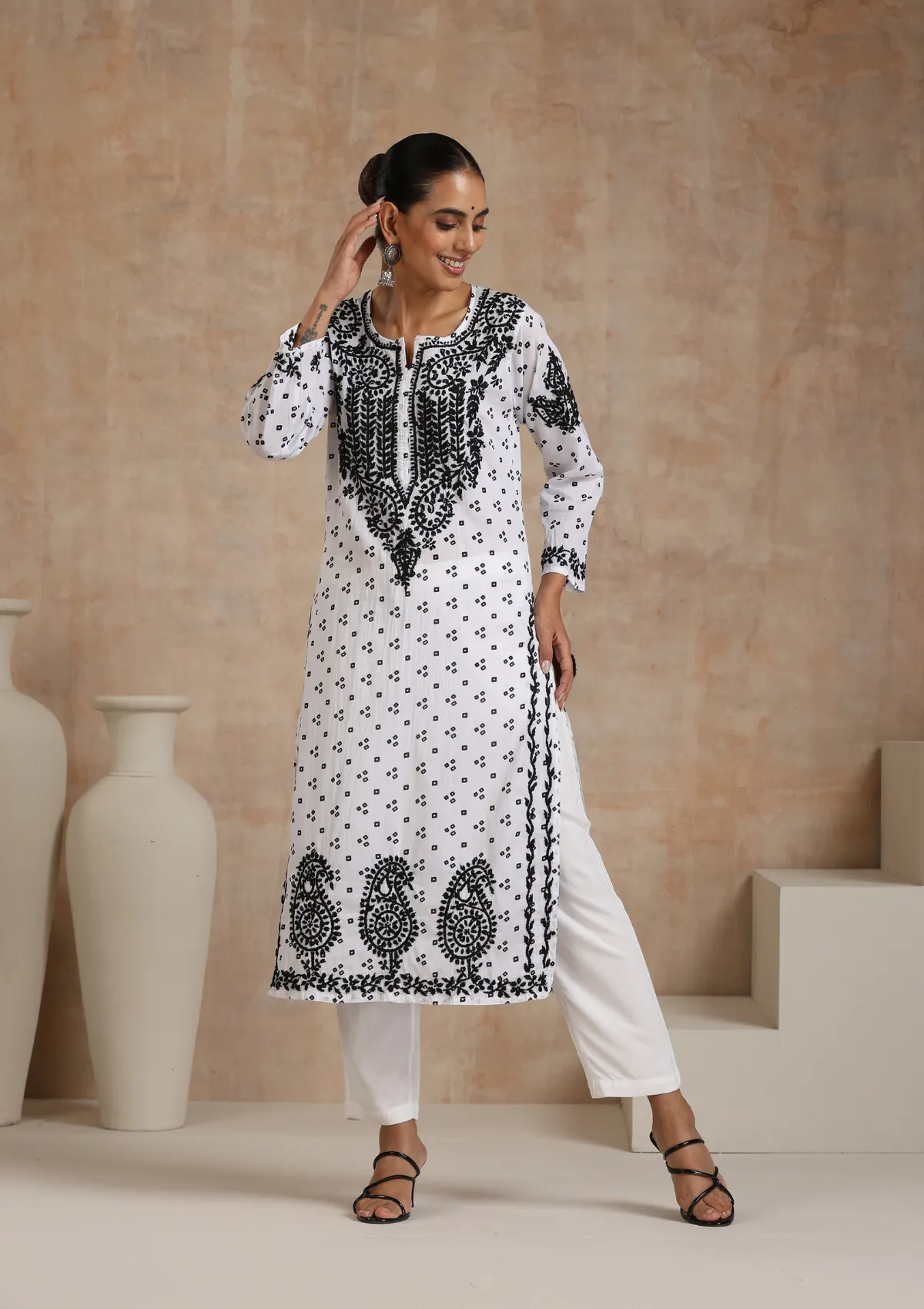 Naji Chikankari Mulmul Straight Kurta