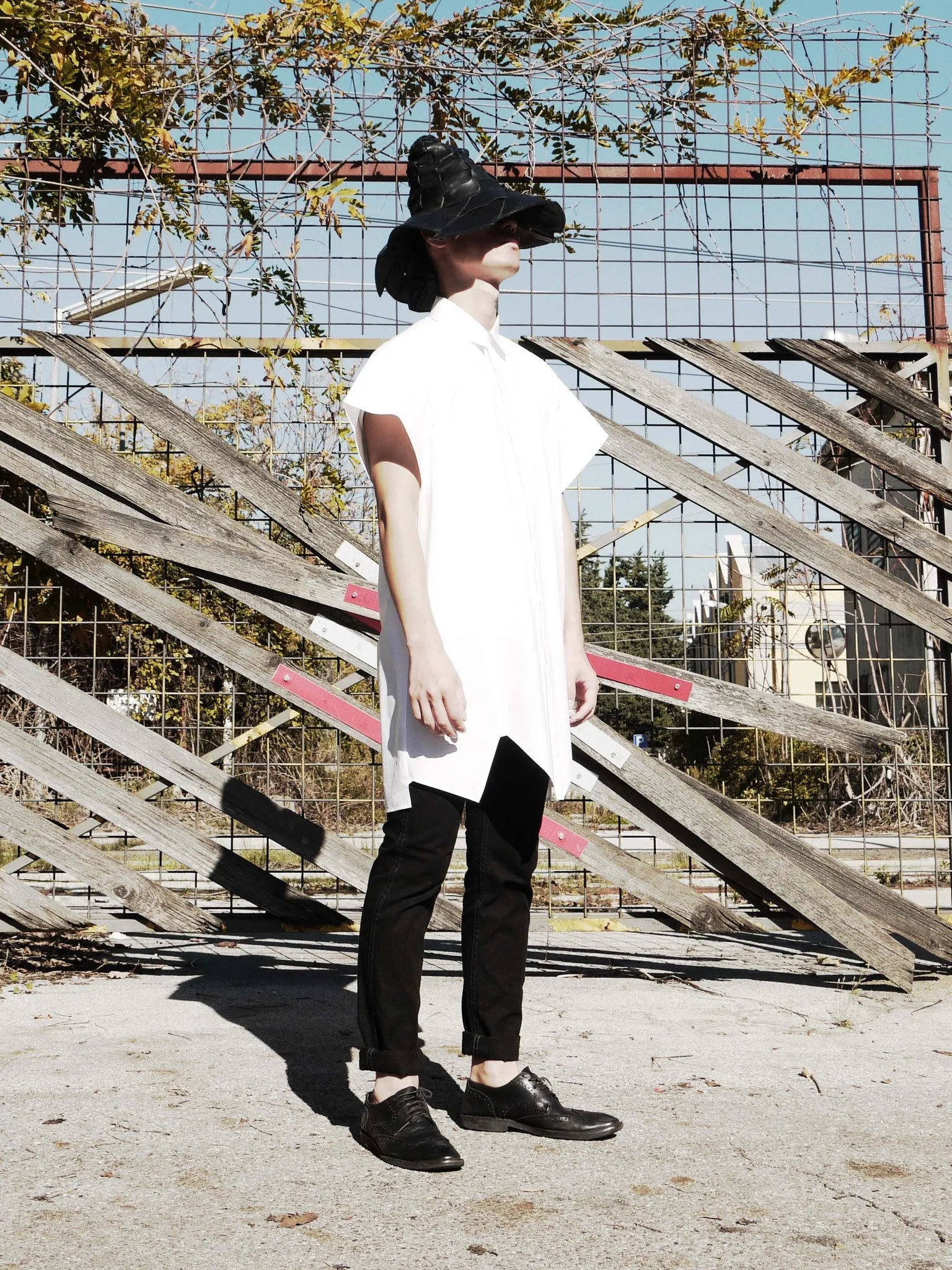 Origami Short-sleeves Midi Shirt / White