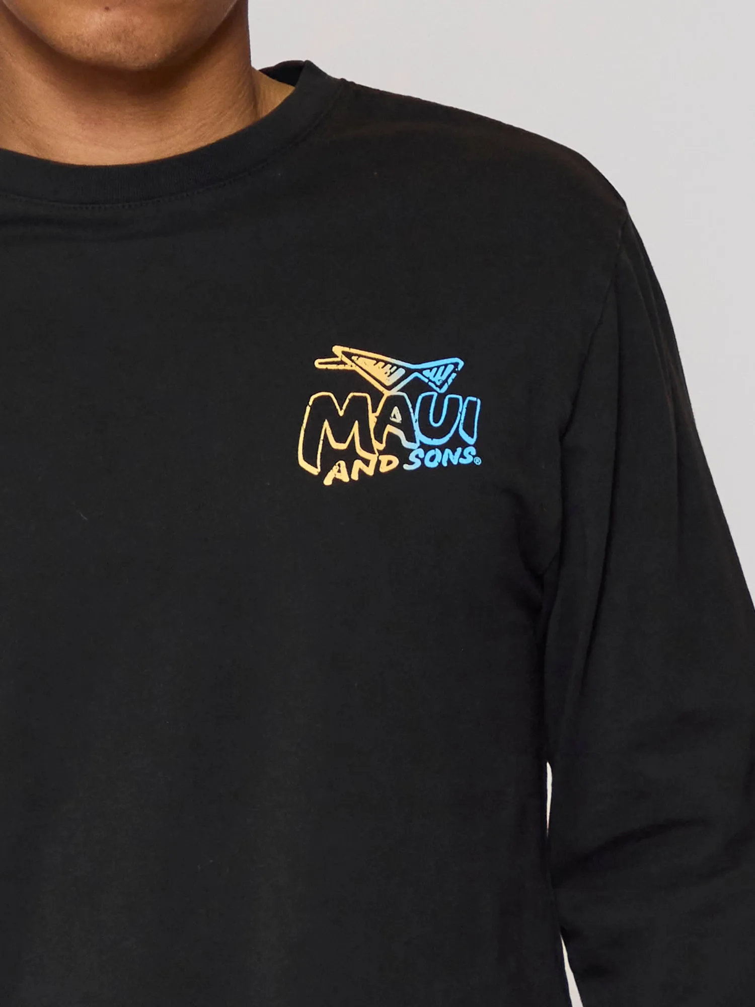 Sun & Surf Long Sleeve in Black